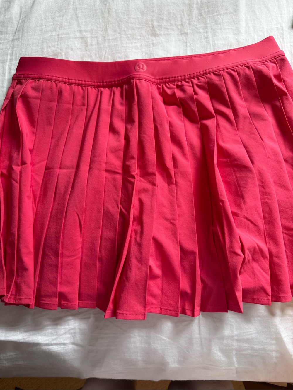 lululemon athletica Hot Pink Pleated Skirt - Picture 2 of 4